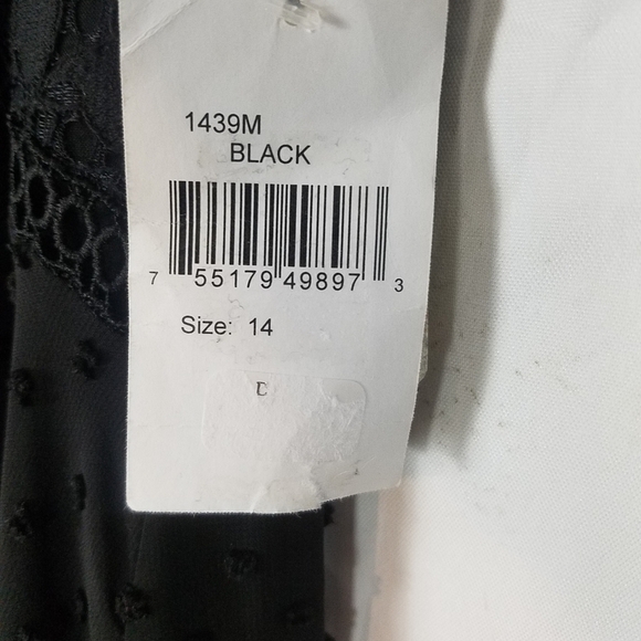 Taylor black lace overlay handkerchief hemline midi dress - Picture 10 of 12